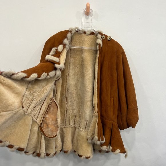 Shearling & Suede Western Jacket /Poncho - Size M/L - Picture 3 of 6